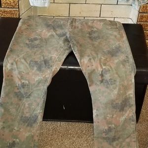 camo pants